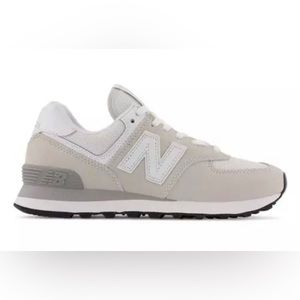 New Balance Classic 574 - Women’s Size 8